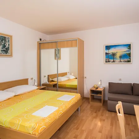 Apartment Bibijana *