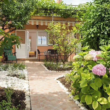 Bibijana * Mlini